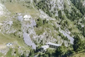 Ligne Maginot - LAVOIR - (Ouvrage d'artillerie) - Vue d'ensemble de 
L'ouvrage et du casernement du Lavoir