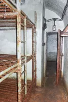 Ligne Maginot - LAVOIR - (Ouvrage d'artillerie) - Entrée munitions
Chambre pour 15 hommes
