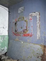 Ligne Maginot - LAVOIR - (Ouvrage d'artillerie) - Entrée Munitions
Créneau de l'entrée prévu pour une AM (trémie n°12) et équipé d'un jumelage de mitrailleuses Reibel