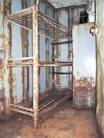 Ligne Maginot - LAVOIR - (Ouvrage d'artillerie) - Bloc 1
Etage inférieur
Chambre des sous-officiers