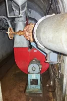Ligne Maginot - LAVOIR - (Ouvrage d'artillerie) - Bloc 1
Ventilateur air pur au pied du bloc