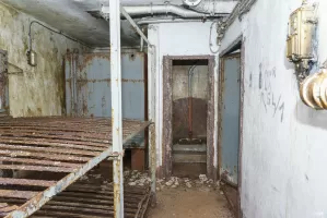 Ligne Maginot - LAVOIR - (Ouvrage d'artillerie) - Bloc 1
Etage inférieur
Chambre de repos