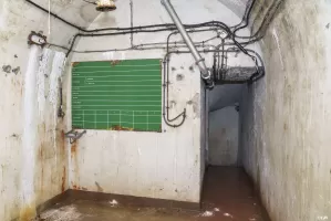 Ligne Maginot - LAVOIR - (Ouvrage d'artillerie) - Bloc 2
Etage inférieur
PC du bloc