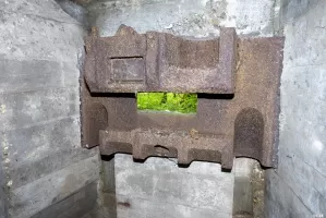 Ligne Maginot - CB440 - PIVELSACKER - (Blockhaus pour canon) - Le trémie