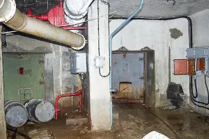 Ligne Maginot - PAS DU ROC - (Ouvrage d'artillerie) - L'entrée de l'ouvrage
Après les portes blindées