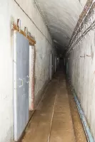 Ligne Maginot - PAS DU ROC - (Ouvrage d'artillerie) - Le long couloir central bordé des chambrées sur la gauche