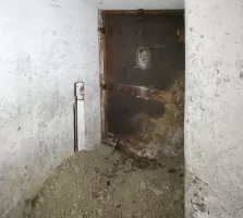 Ligne Maginot - BOIS KARRE - X12 - (Abri) - La porte blindée Est vue de l'intérieur.