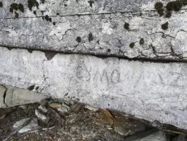 Ligne Maginot - PONT DU NANT - (Blockhaus pour arme infanterie) - Une partie du texte sur le linteau