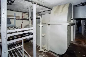 Ligne Maginot - SAINT ANTOINE - (Ouvrage d'artillerie) - Bloc EHM
Etage inférieur
Local de l'aérotherme