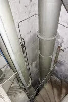 Ligne Maginot - SAINT ANTOINE - (Ouvrage d'artillerie) - Bloc 1
Gaines d'aération dans la cage d'escalier