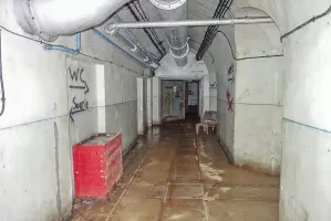 Ligne Maginot - SAINT ANTOINE - (Ouvrage d'artillerie) - Bloc 1
Locaux souterrains
Galerie du bloc après le sas d'entrée