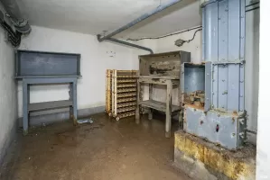 Ligne Maginot - SAINT ANTOINE - (Ouvrage d'artillerie) - Bloc 1
Etage inférieur
Magasin de stockage et de confection des munitions de 81