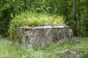 Ligne Maginot - CB234 - RIPPERT 2 - (Blockhaus pour arme infanterie) - Faces opposées à l'entrée et au créneau