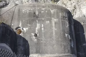 Ligne Maginot - Ouvrage d'artillerie de SAINTE AGNES - Bloc 2
Créneau optiques vers Roquebrune et Mont Agel