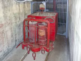Ligne Maginot - SAINT GOBAIN - (Ouvrage d'infanterie) - Wagonnet incendie stocké dans le garage à wagonnets de l'ouvrage