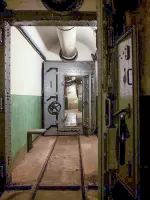 Ligne Maginot - SAINT GOBAIN - (Ouvrage d'infanterie) - Galerie vers les blocs 2 et 3
Sas étanche