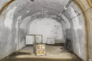 Ligne Maginot - SAPEY - (Ouvrage d'artillerie) - Bloc 4
Le magasin à munitions M2