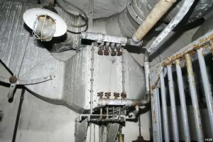 Ligne Maginot - SAPEY - (Ouvrage d'artillerie) - La batterie de chauffage alimentée par la chaudière, installée sur la prise d'air de l'ouvrage et destinée au réchauffage de l'air extérieur