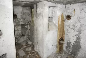 Ligne Maginot - B11 - PAS DE LA PORTE CENTRE - SA-6 - (Blockhaus pour arme infanterie) - Entrée
