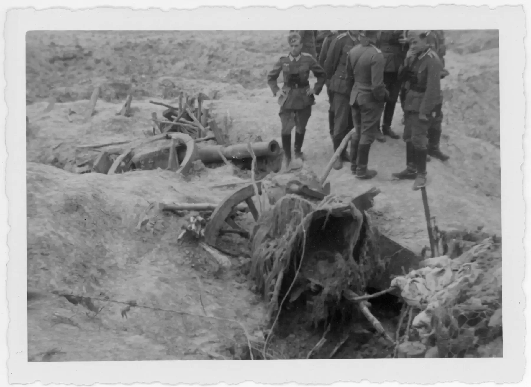 Ligne Maginot - S4 - (Position d'artillerie préparée) - Les restes de la batterie de 2 canons de 120 L de Bange - Inconnu