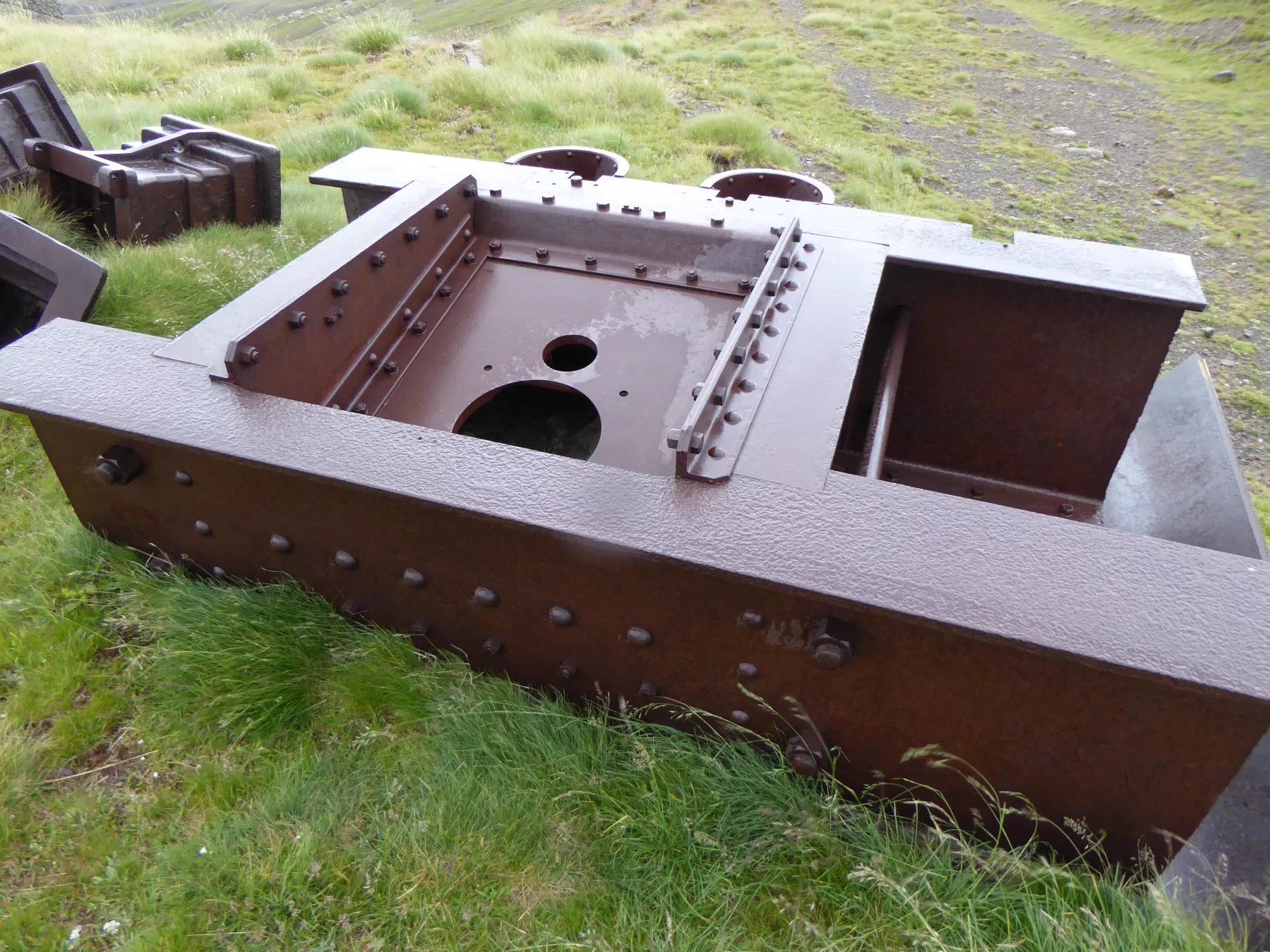 Ligne Maginot - COL de RESTEFOND (RD) - (Ouvrage d'infanterie) - Caisson d'embrasure pour obusier de 75 mm mle 32