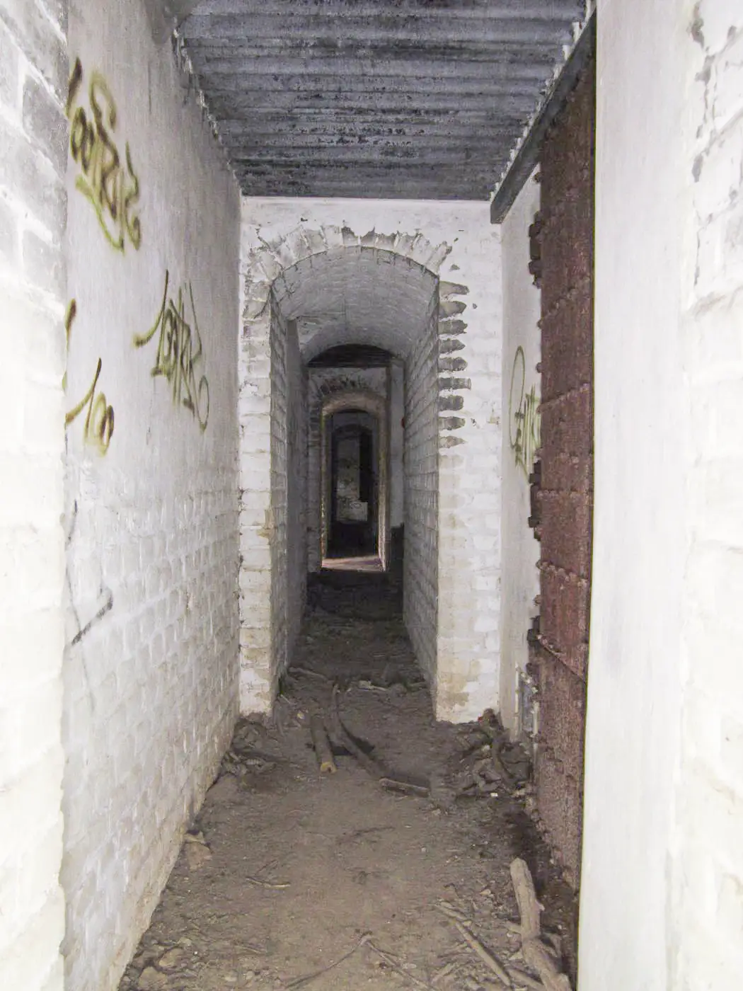 Ligne Maginot - I11 - (Abri) - Couloir extérieur - Gregory Fuchs