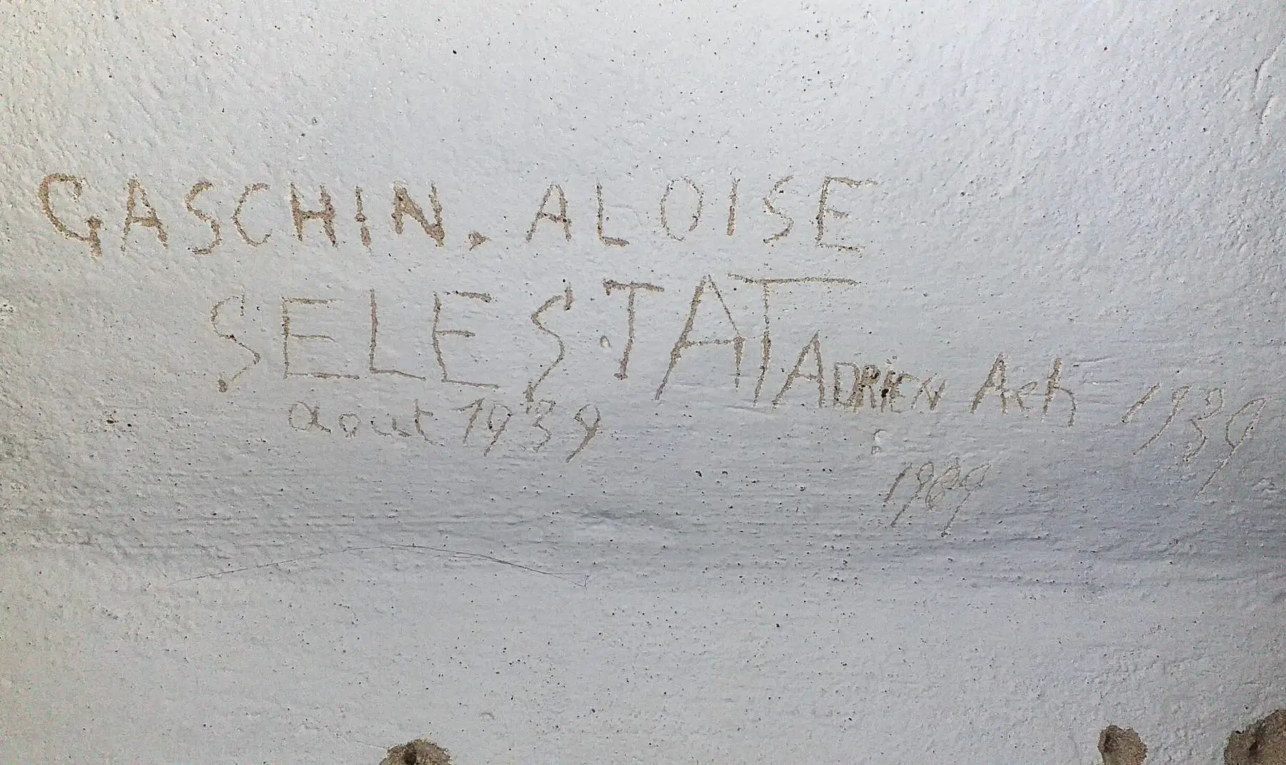 Ligne Maginot - I11 - (Abri) - Gashin Aloïse
Adrien Ach
Séléstat
Août 1939 - Gregory Fuchs