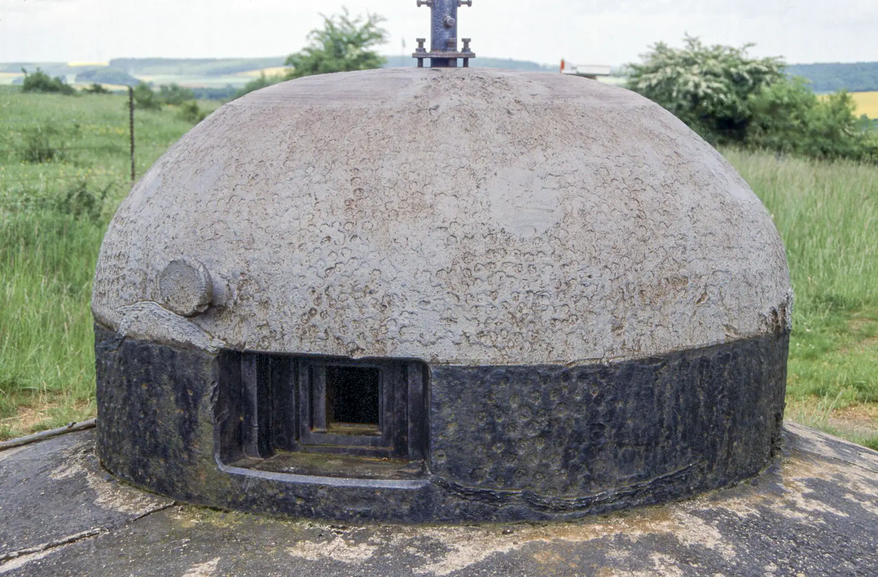 Ligne Maginot - FERMONT - A2 - (Ouvrage d'artillerie) - Bloc 1
Cloche GFM - Michel Teiten