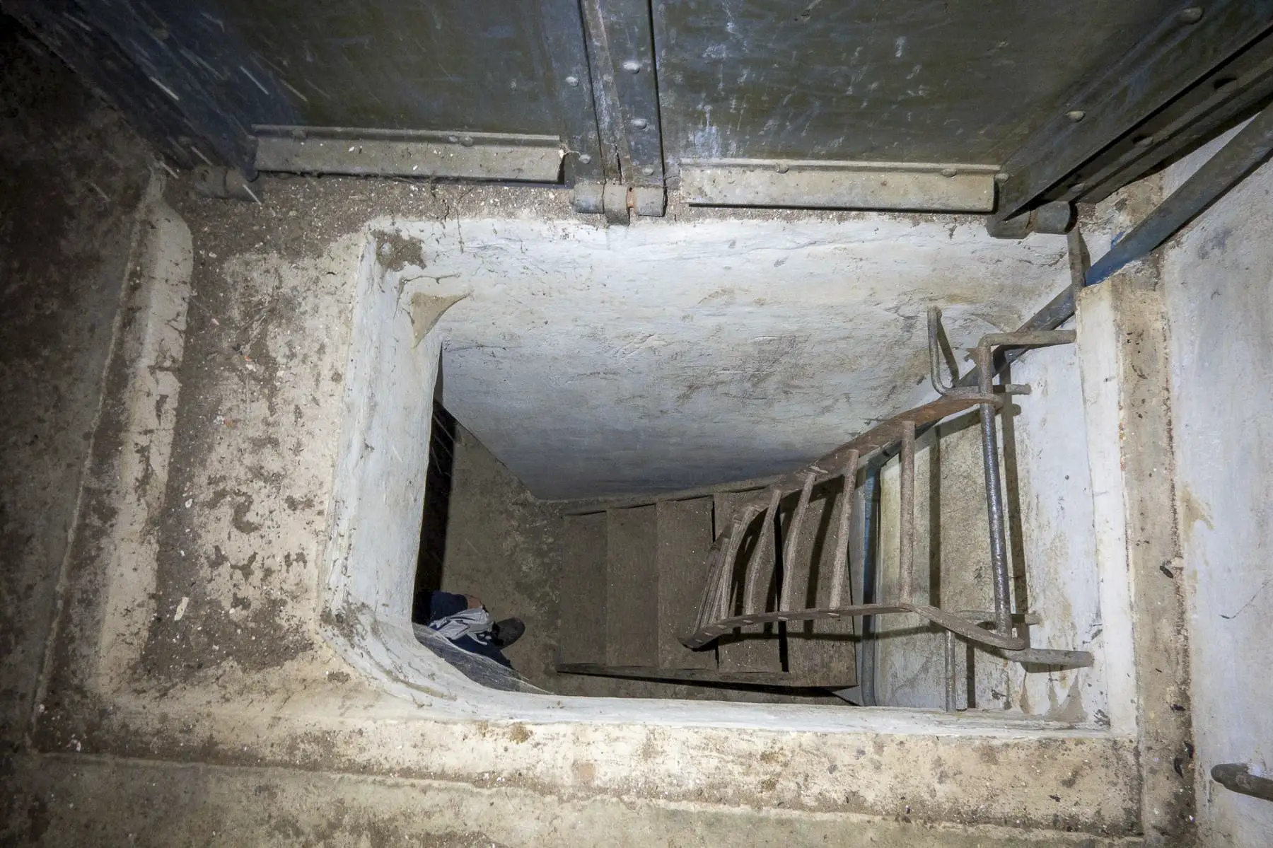 Ligne Maginot - GORDOLON (GN) - (Ouvrage d'artillerie) - Bloc 2
Échelle improvisé entre l'étage d'infanterie et l'étage des mortiers - Michel Teiten