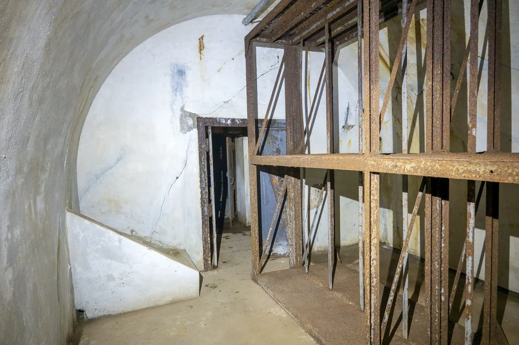 Ligne Maginot - GORDOLON (GN) - (Ouvrage d'artillerie) - Bloc 3
Soute à munitions - Michel Teiten