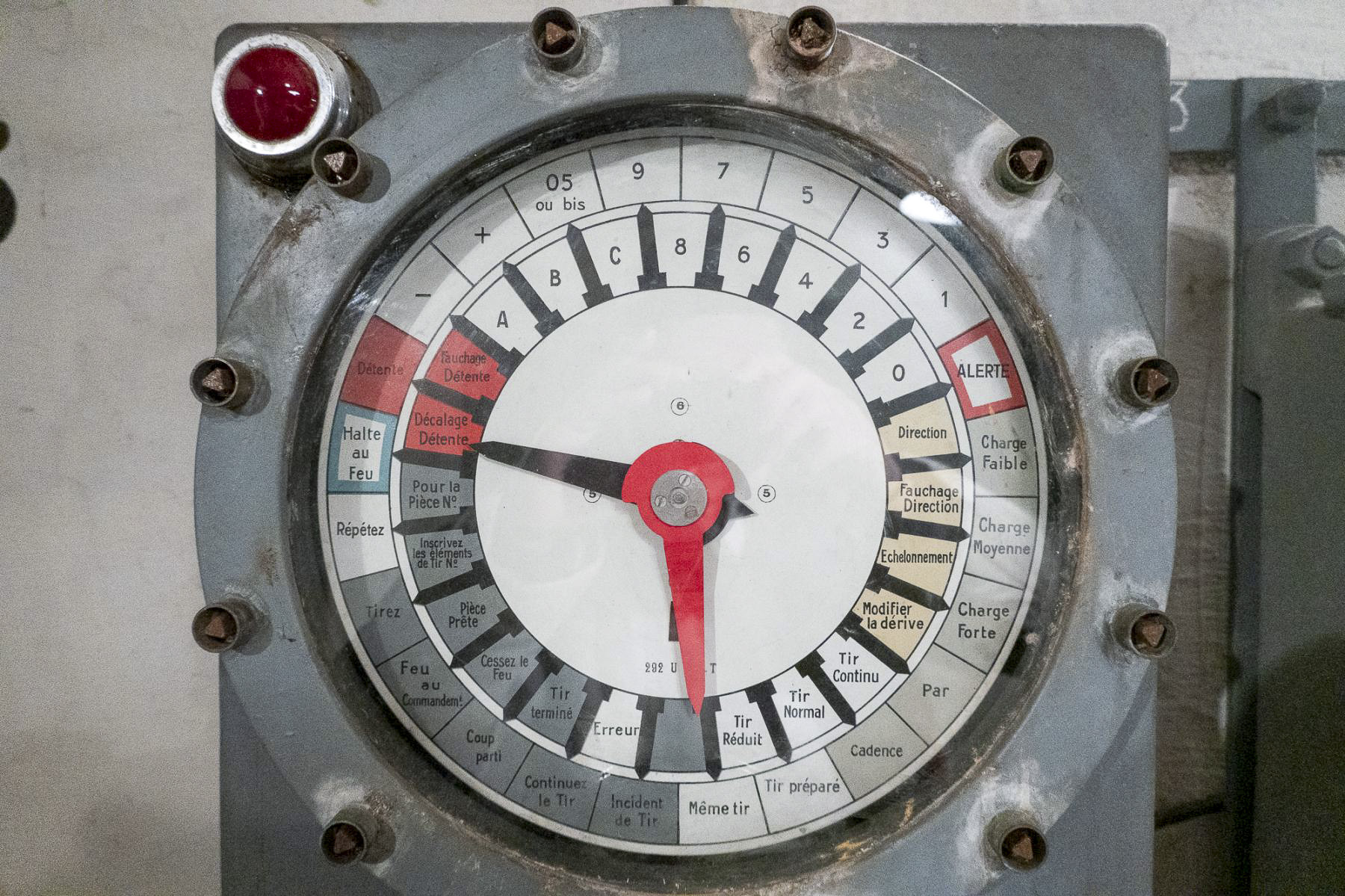 Ligne Maginot - AGAISEN (AN) - E03 - (Ouvrage d'artillerie) - PC
Transmetteur d'ordres Carpentier