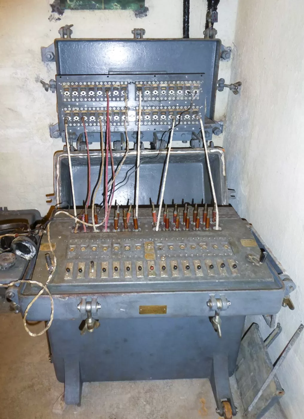 Ligne Maginot - AGAISEN (AN) - E03 - (Ouvrage d'artillerie) - Le PCA - ELLENA Daniel - CUNY Philippe