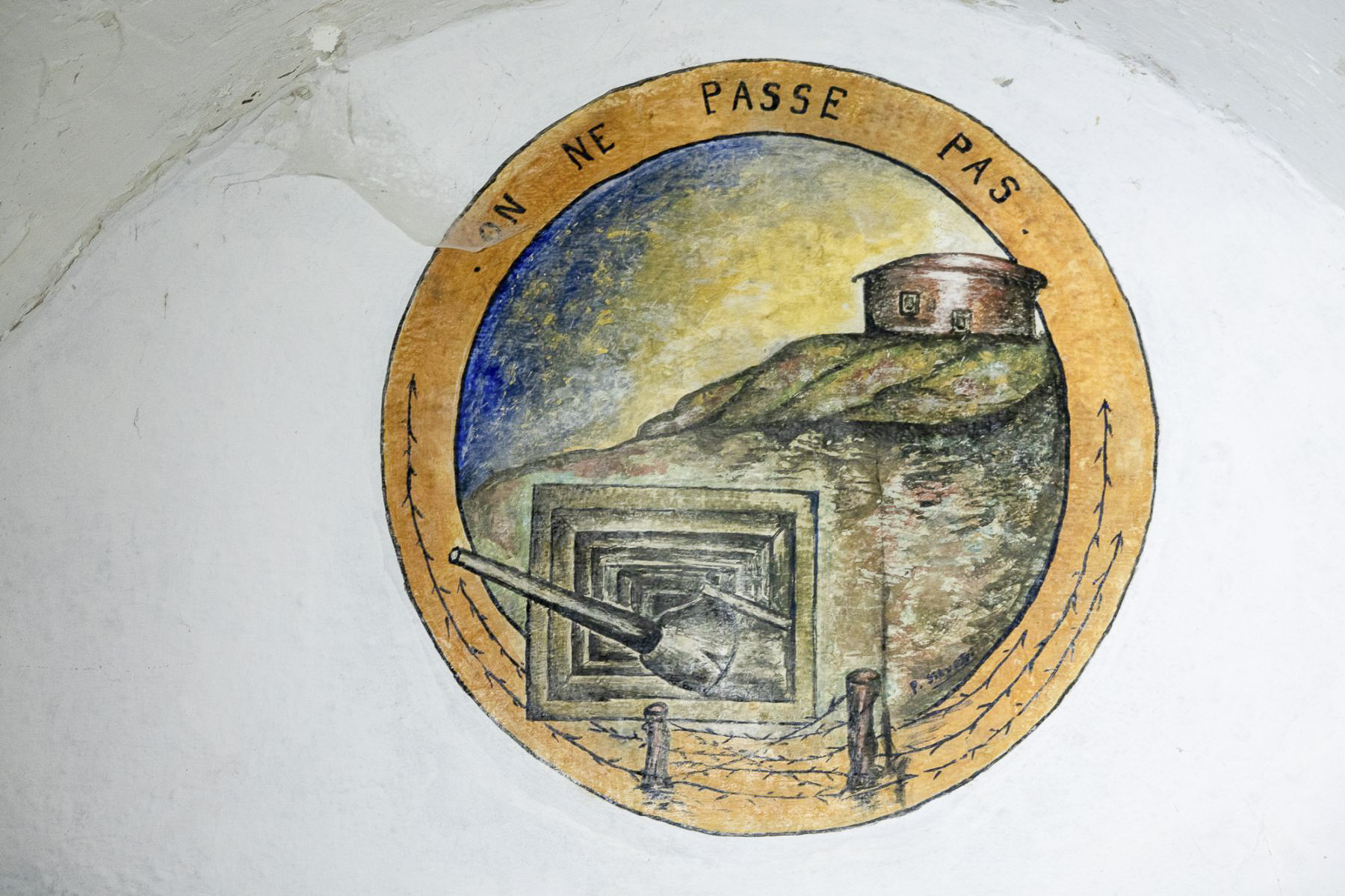 Ligne Maginot - RIMPLAS (RS) - (Ouvrage d'artillerie) - Bloc issue de secours
Insigne des troupes de forteresse  - Michel Teiten