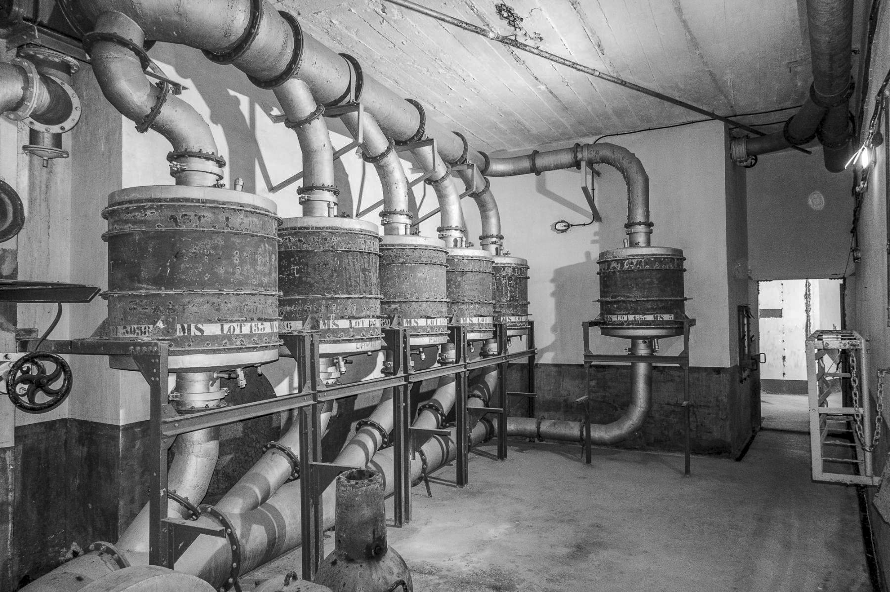 Ligne Maginot - CASTILLON (CN) - EO8 - (Ouvrage d'artillerie) - Bloc 3
Salle des filtres - Michel Teiten