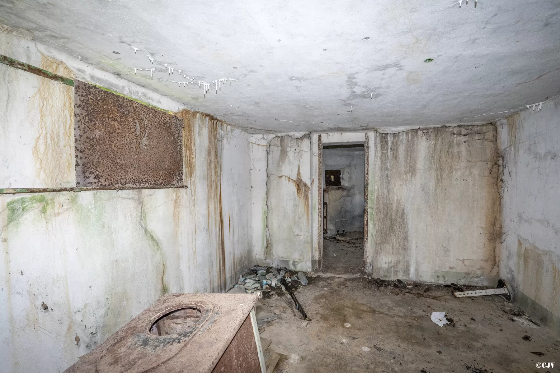 Ligne Maginot - CONTZ LES BAINS 1 (POSTE AVANCé GRM) - (Poste GRM - Maison Forte) - Local de vie - Lia VERMEULEN