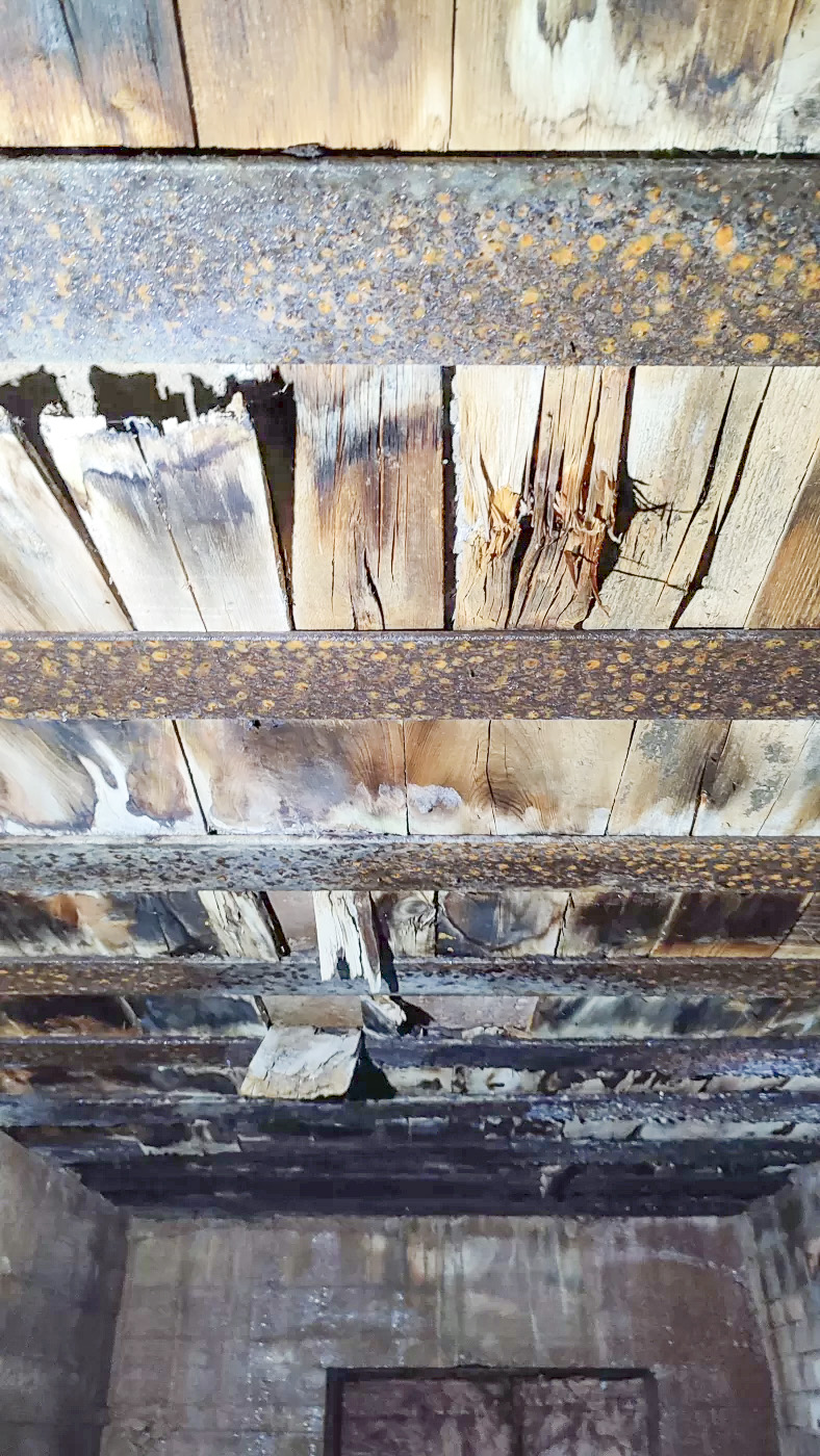 Ligne Maginot - SIERSTHAL 1 - (PC) - Vue du plafond en bois de la deuxième entrée - J.L