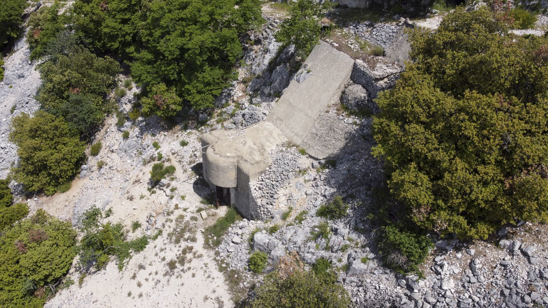 Ligne Maginot - PIC DE GARUCHE - (Observatoire d'artillerie) - Bloc 1