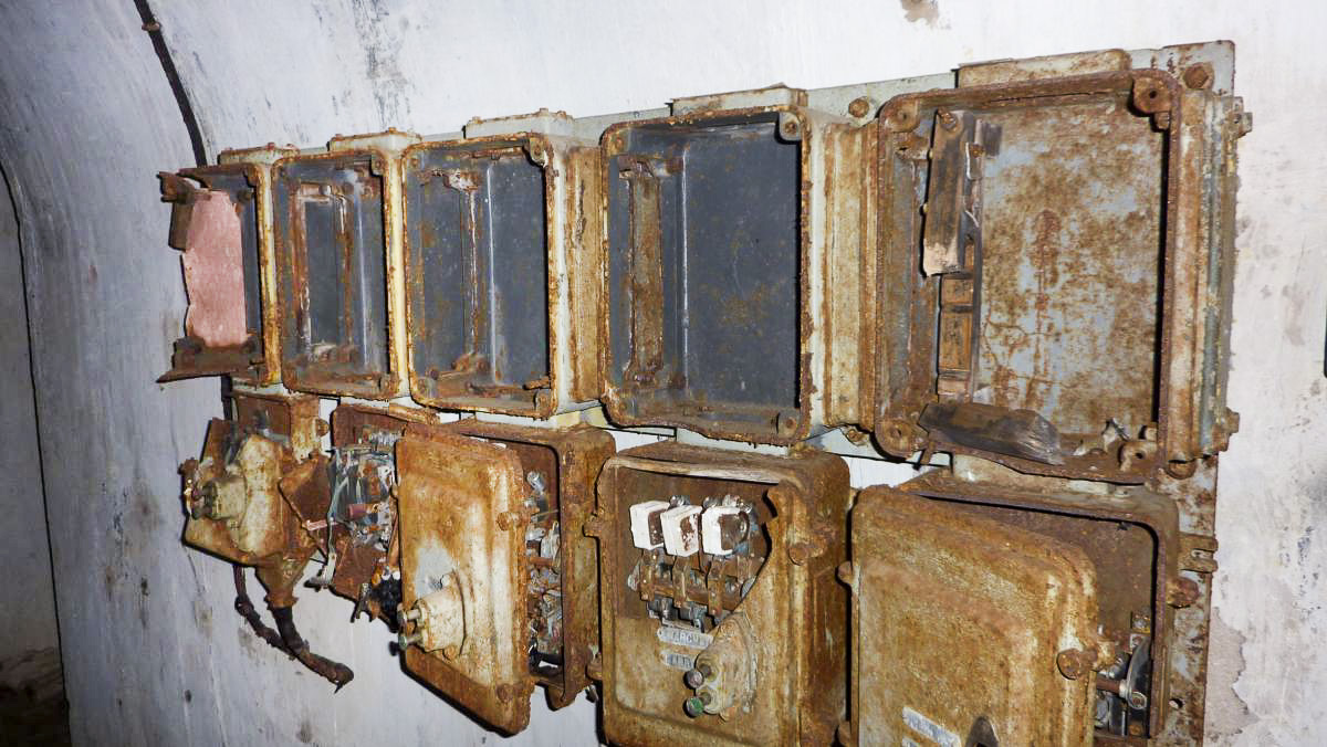 Ligne Maginot - PIC DE GARUCHE - (Observatoire d'artillerie) - Le tableau électrique de l'ouvrage