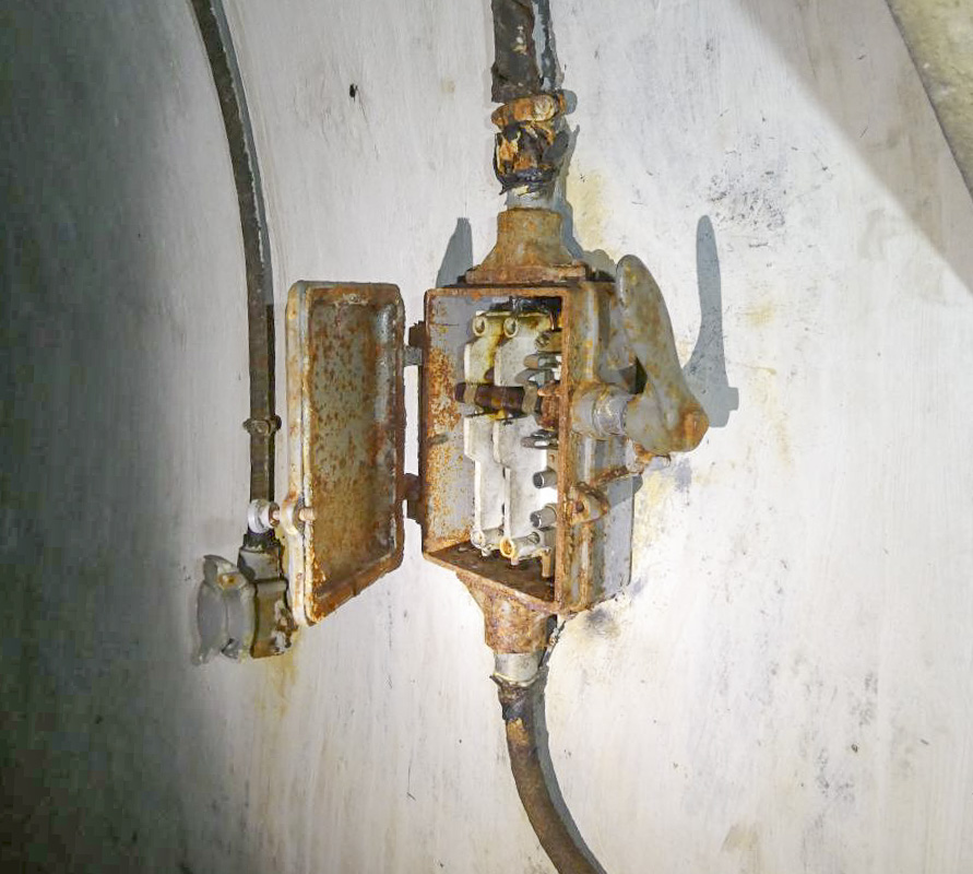 Ligne Maginot - PIC DE GARUCHE - (Observatoire d'artillerie) - Usine