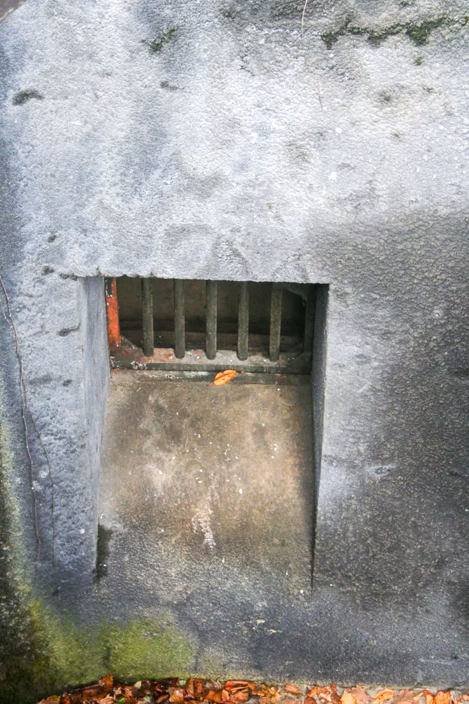 Ligne Maginot - BOIS KARRE - A12 - (Ouvrage d'infanterie) - Sortie de secours dans le fossé diamant - Michel Teiten