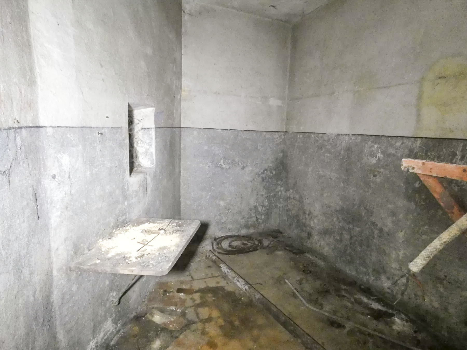 Ligne Maginot - RIPPERT - X13 (QUARTIER KARRE - II/168°RIF) - (Abri) - L'un des coffres de défense du fossé diamant. - STENGER Mathieu