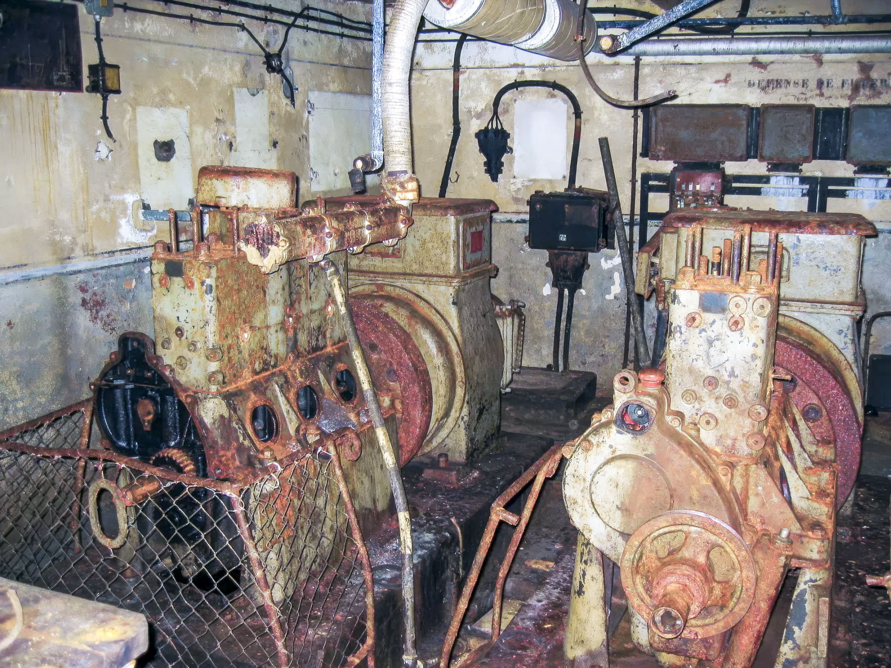 Ligne Maginot - OBERHEIDE - A14 - (Ouvrage d'infanterie) - Usine électrique avec les deux moteurs Baudouin - Michel Teiten