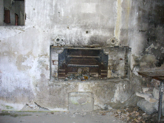Ligne Maginot - CAMP DE RESTEFOND - (Casernement) - Four à pain