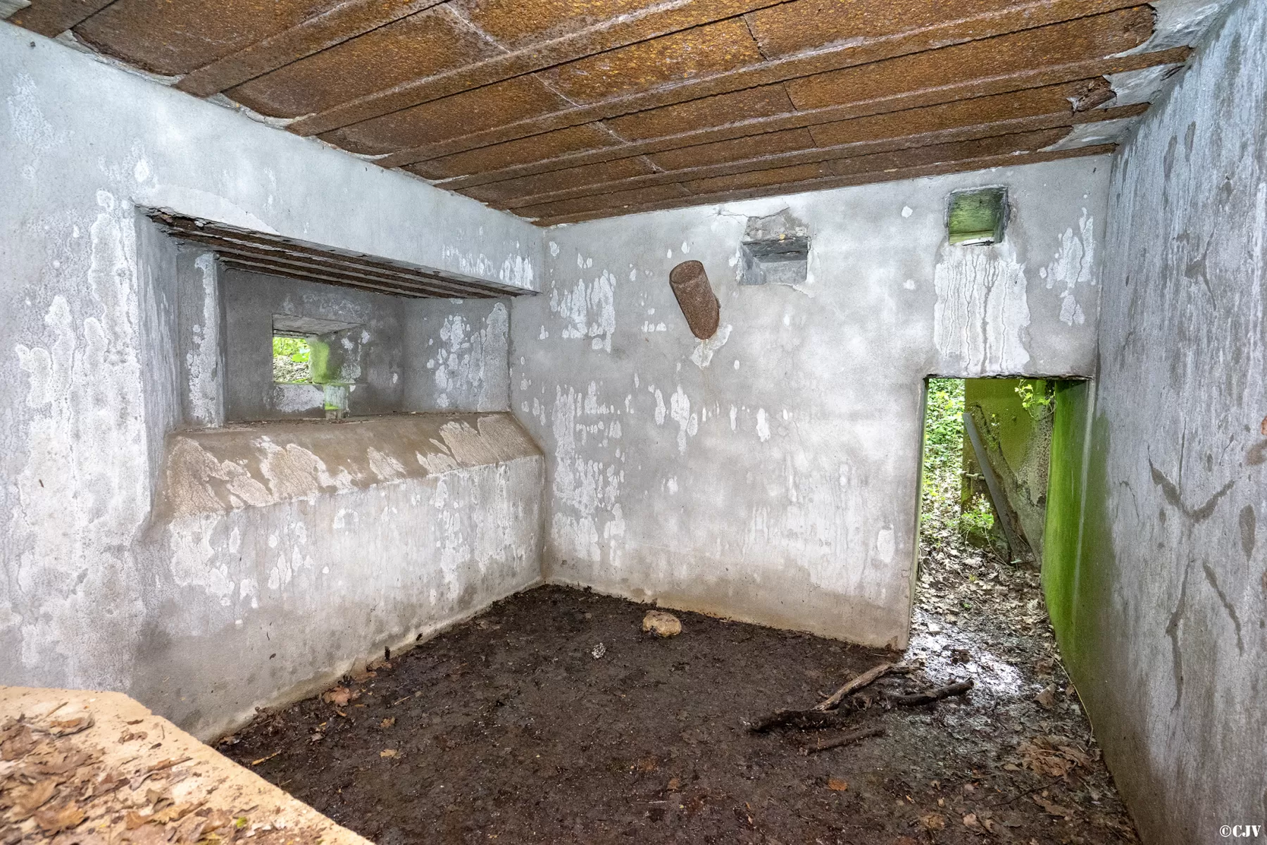 Ligne Maginot - BB129 - BRUEHL EST - (Blockhaus pour arme infanterie) - L'intérieur avec la position frontale - Lia VERMEULEN