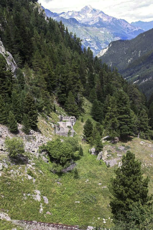 Ligne Maginot - LAVOIR - (Casernement) - Le casernement vu de l'ouvrage