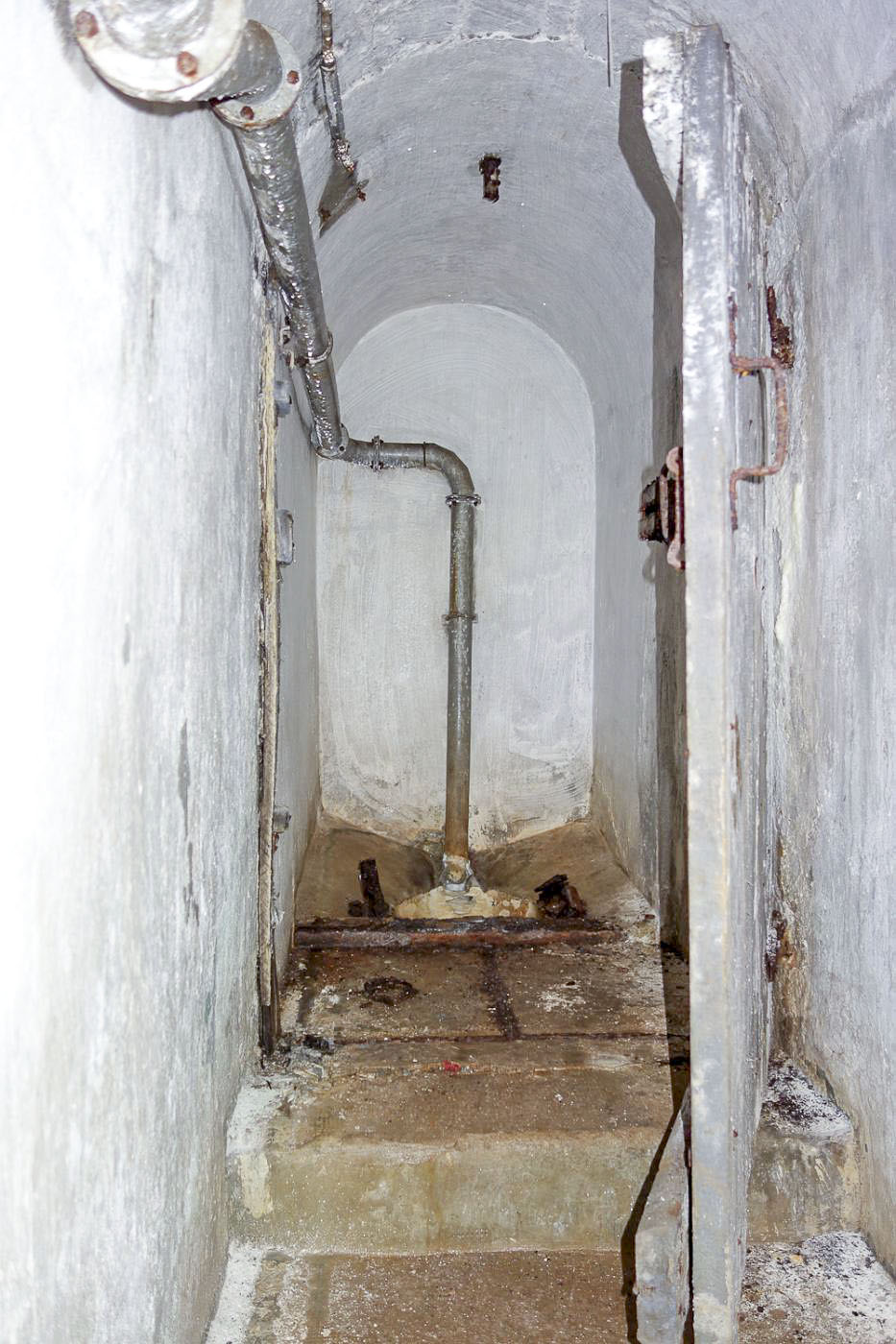 Ligne Maginot - LAVOIR - (Ouvrage d'artillerie) - Entrée munitions
Latrines