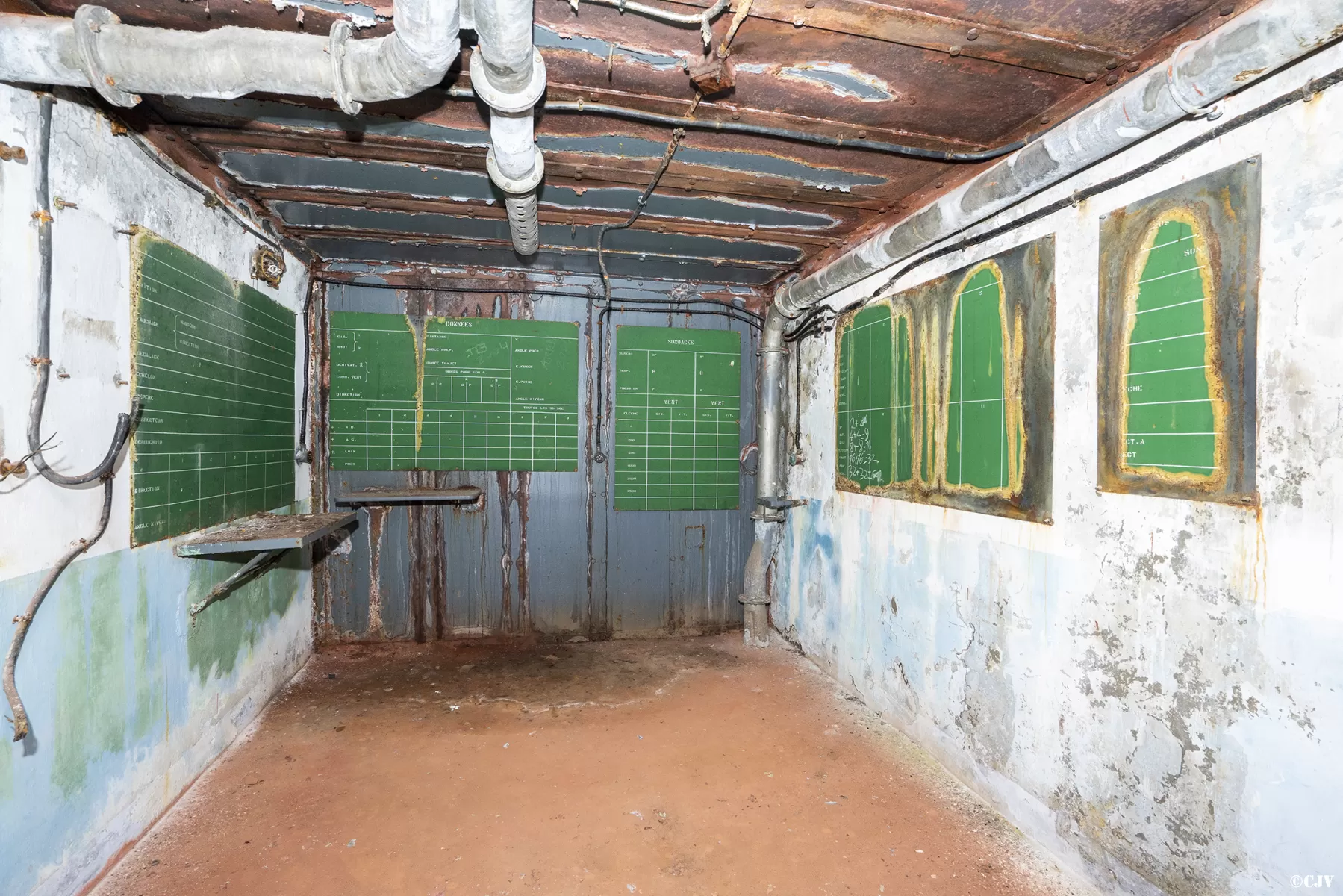 Ligne Maginot - LAVOIR - (Ouvrage d'artillerie) - Bloc 5
PC des 75 - Lia VERMEULEN