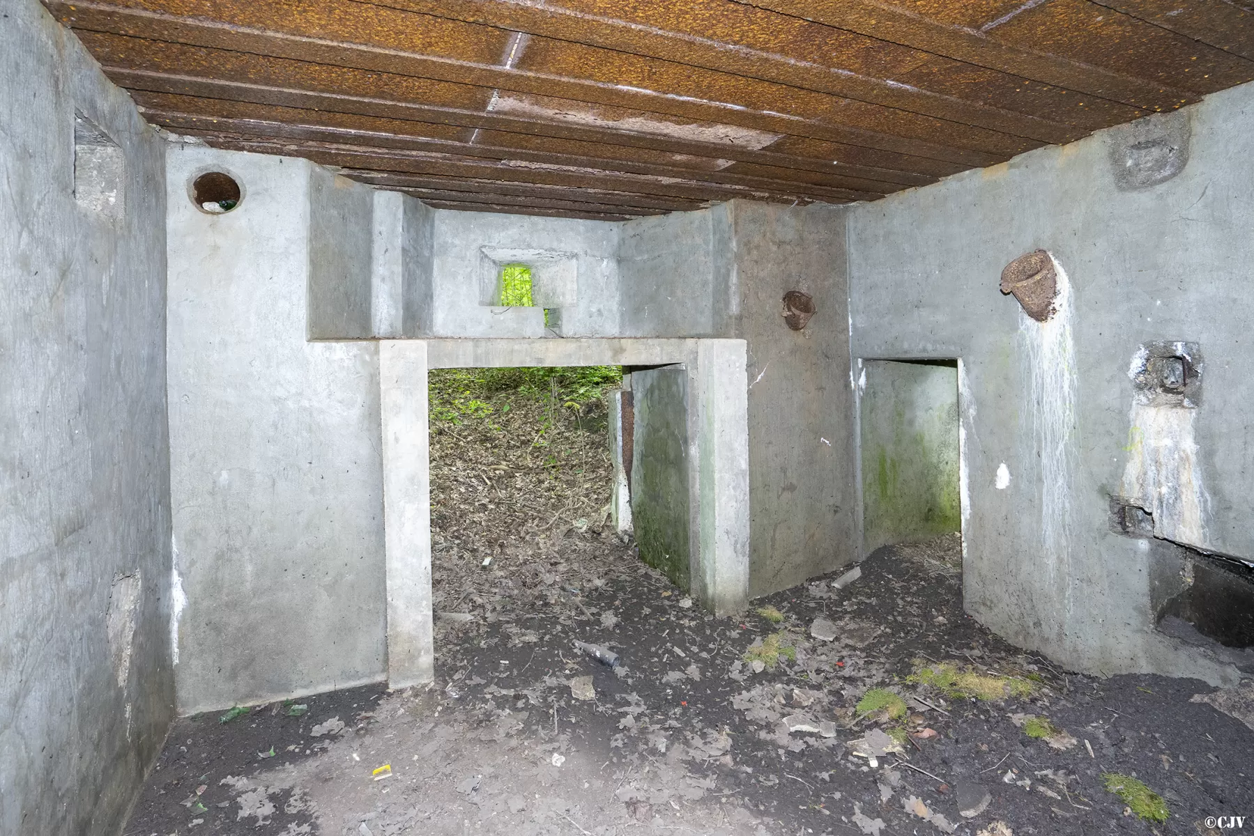 Ligne Maginot - CB440 - PIVELSACKER - (Blockhaus pour canon) - Les entrées - Lia VERMEULEN