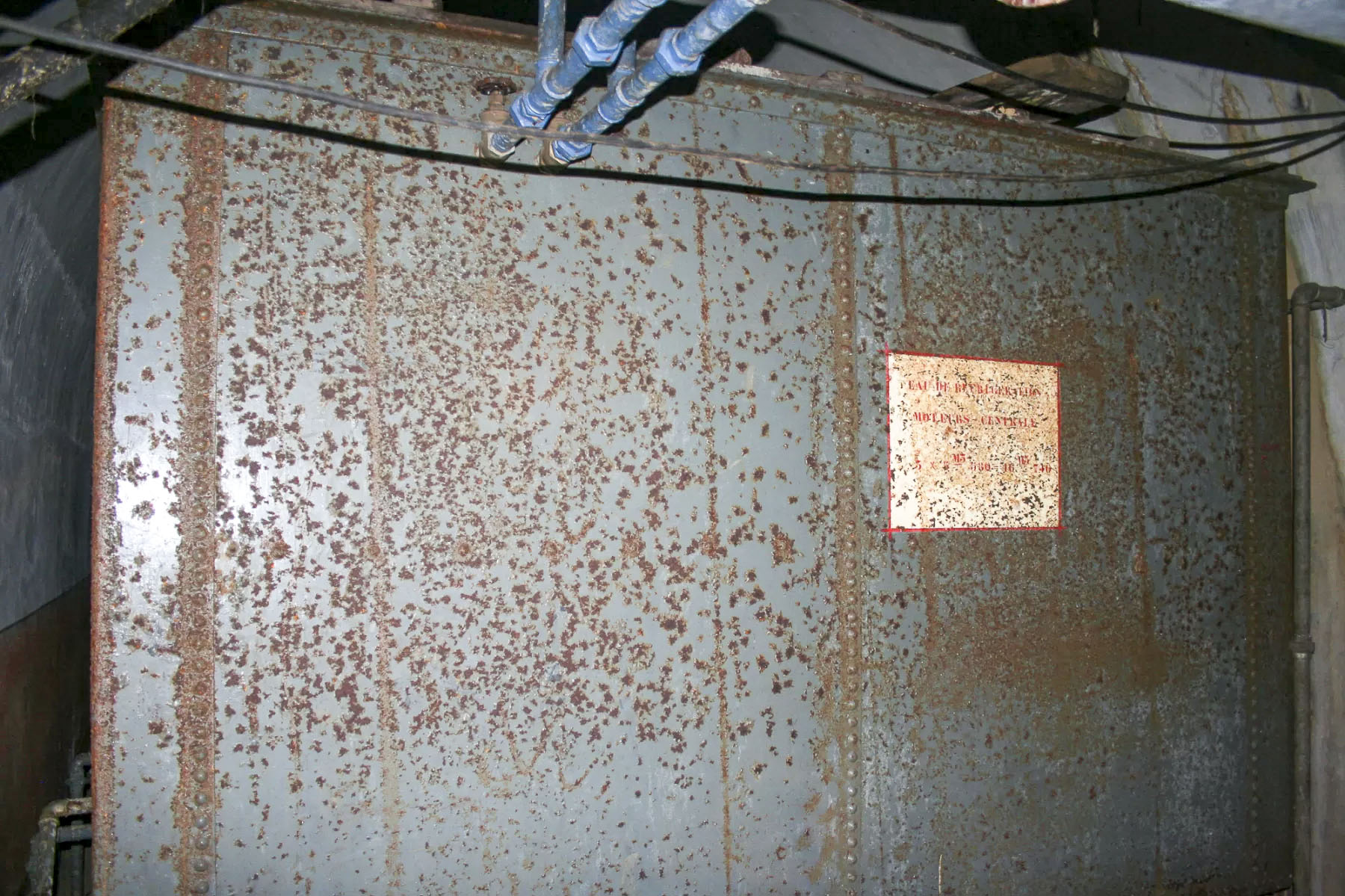 Ligne Maginot - BOIS D'ESCHERANGE - X3 (QUARTIER KANFEN - I/169°RIF) - (Abri) - Cuves pour l'eau de réfrigération des moteurs - Michel Teiten