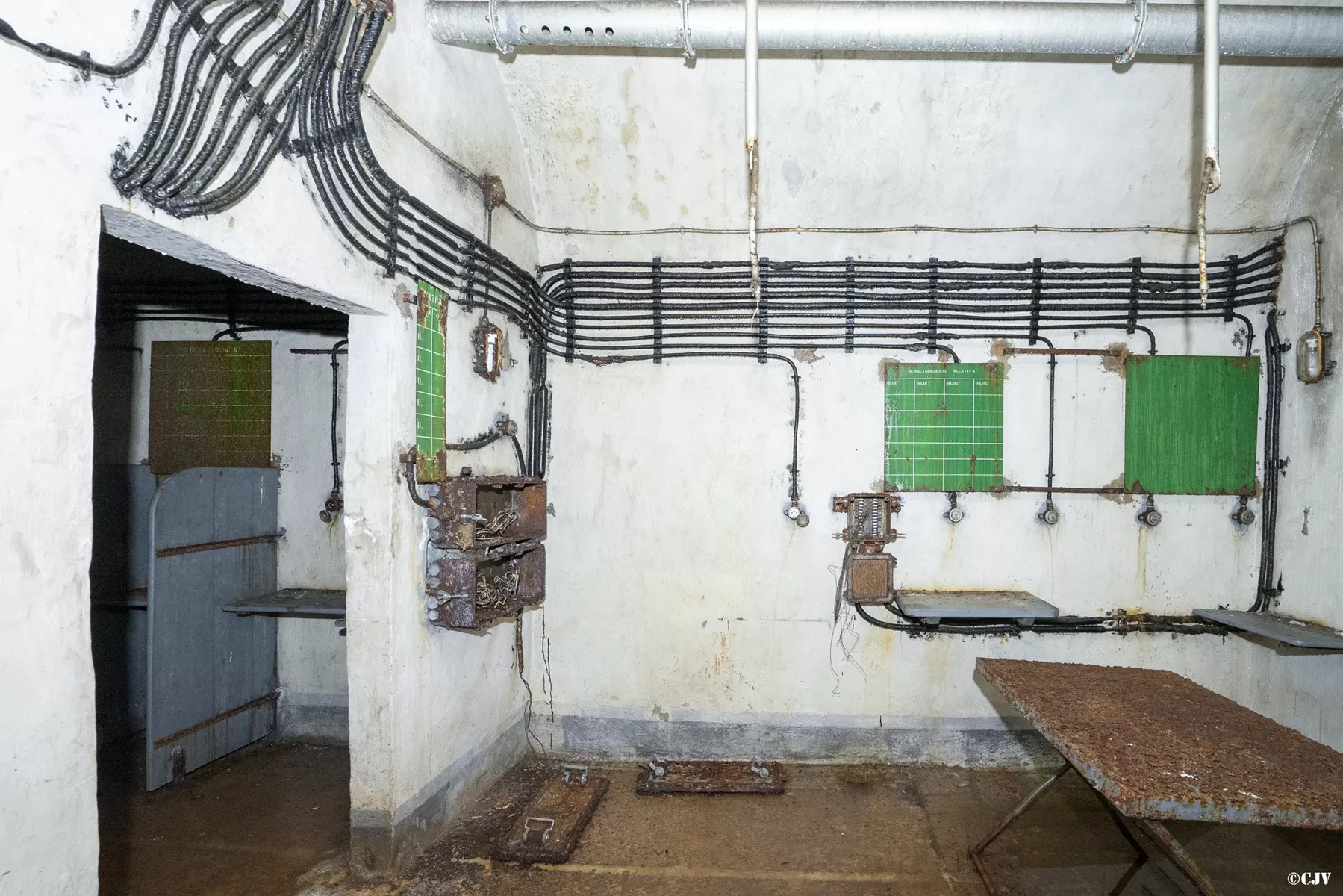 Ligne Maginot - LAVOIR - (Ouvrage d'artillerie) - PC de l'ouvrage - Lia VERMEULEN